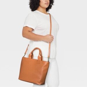 Universal Thread Paxton Woven Tote Handbag